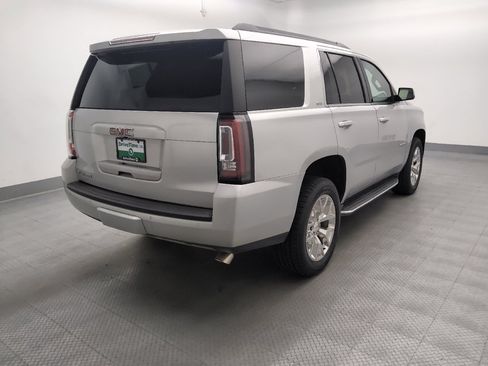 Used 2017 GMC Yukon SLT w/ Open Road Package AWD/4WD image 9