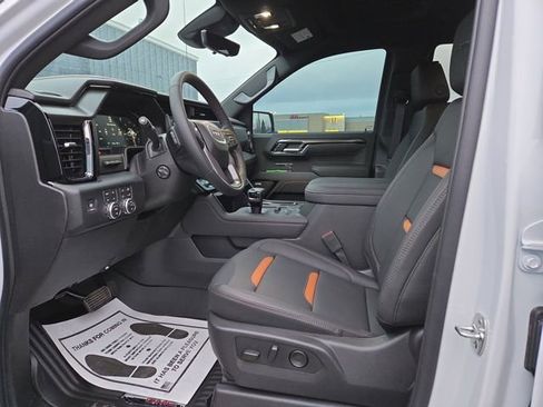 New 2026 GMC Sierra 1500 AT4 w/ Technology Package image 2