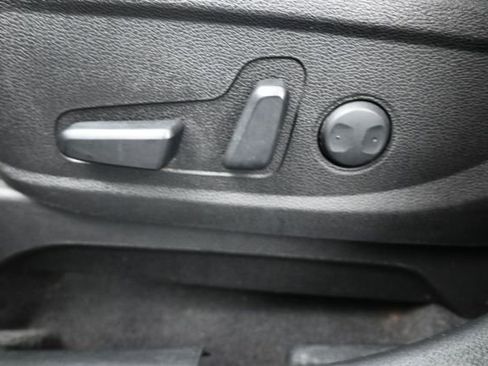 Used 2020 Kia Telluride S FWD image 33