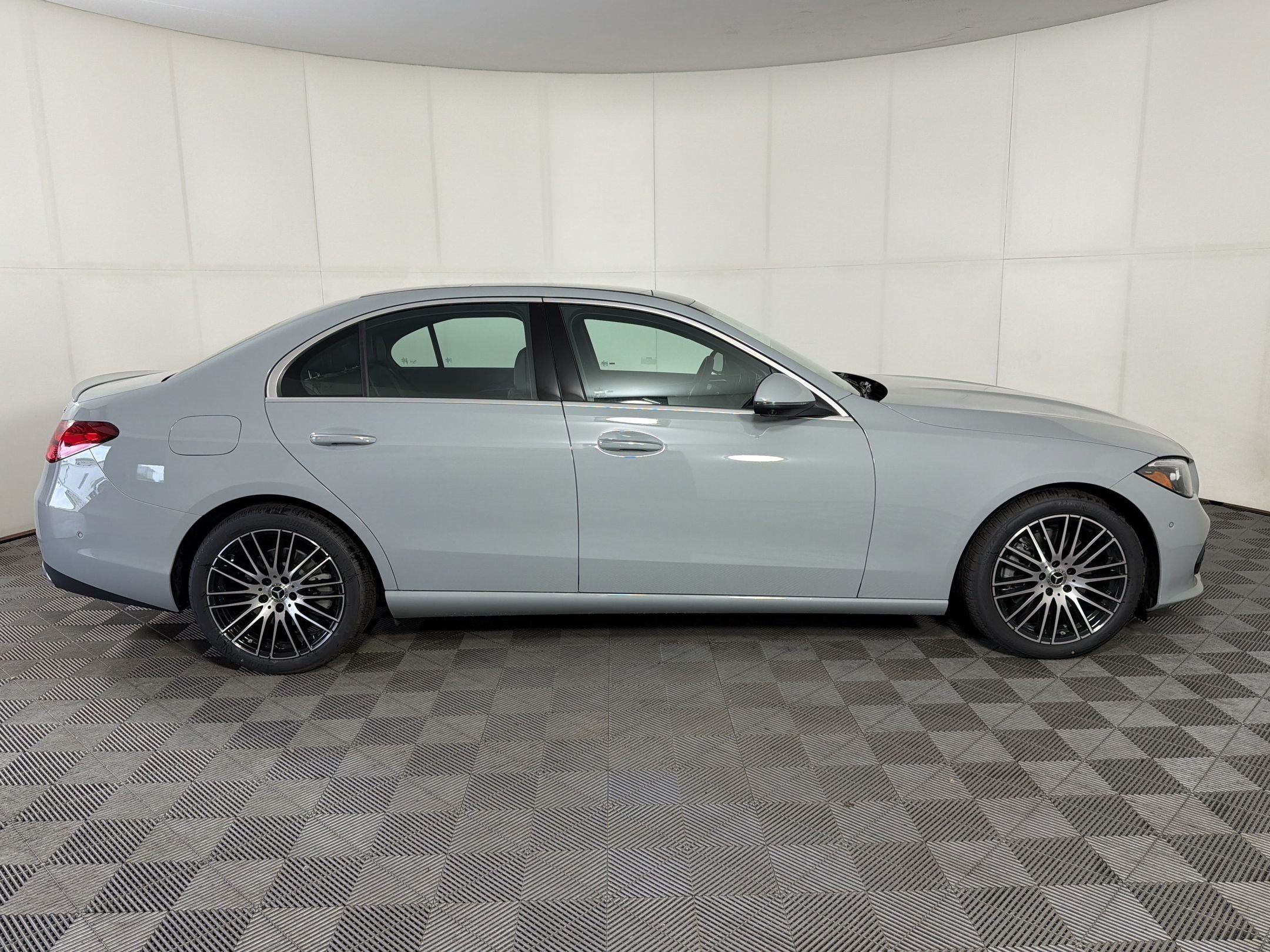 Used 2026 Mercedes-Benz C 300 4MATIC Sedan image 8