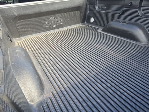 Used 2015 Chevrolet Silverado 1500 LS RWD image 5