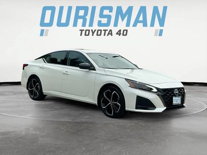 Used 2023 Nissan Altima 2.5 SR w/ SR Premium Package