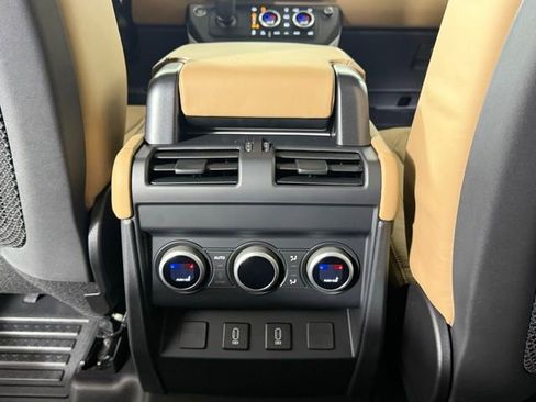 New 2026 Land Rover Defender 110 X-Dynamic SE image 17