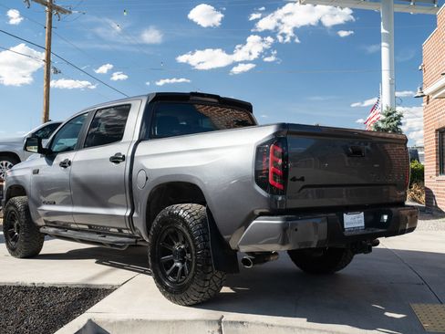 Used 2021 Toyota Tundra Limited w/ Limited Premium Package AWD/4WD image 5