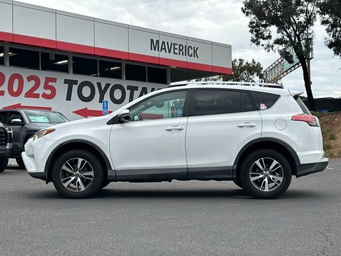 Used 2016 Toyota RAV4 XLE image 2