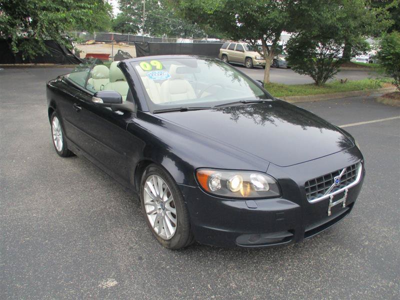 Used 2009 Volvo C70 T5 FWD image 1