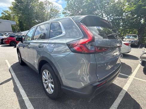 Used 2026 Honda CR-V EX image 4