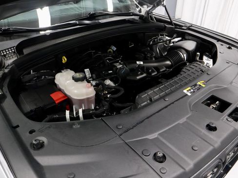 Used 2024 Jeep Grand Cherokee Altitude image 17