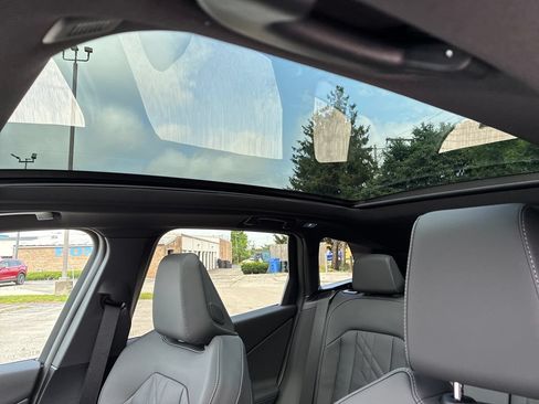 New 2026 BMW X3 xDrive30i w/ Premium Package AWD/4WD image 17