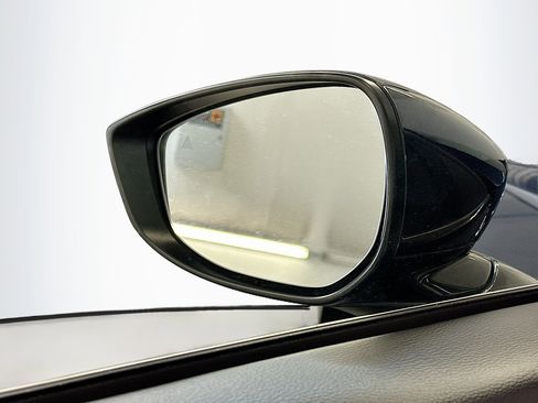 Used 2025 MAZDA CX-30 AWD 2.5 S w/ Preferred Package image 16