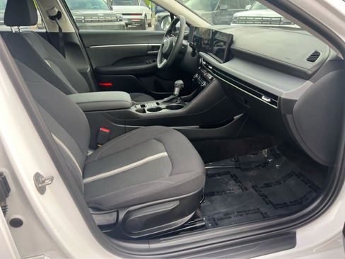 New 2026 Hyundai Sonata SE FWD image 19