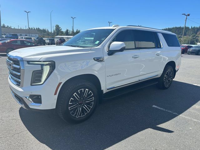 Used 2025 GMC Yukon XL Elevation AWD/4WD image 6
