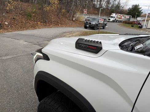 Used 2022 Toyota Tundra TRD Pro image 32