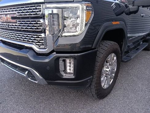 Used 2023 GMC Sierra 2500 Denali AWD/4WD image 9