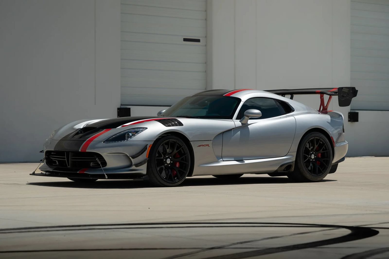 Used 2016 Dodge Viper GTC w/ ACR Package RWD image 3