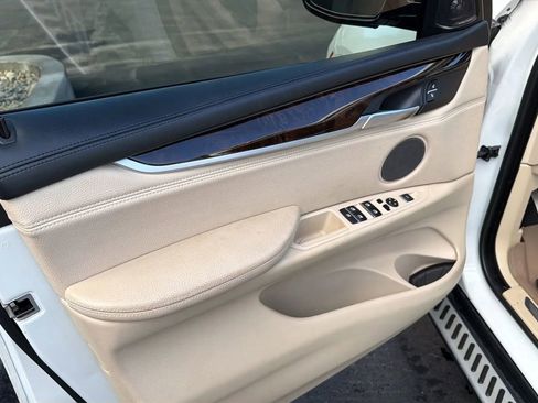 Used 2015 BMW X5 xDrive50i image 11