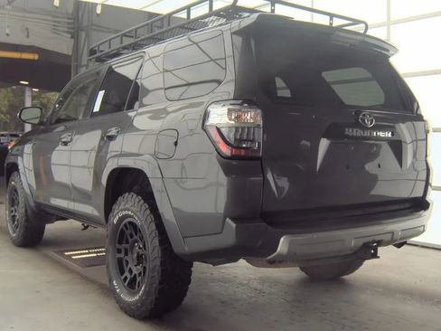 Used 2016 Toyota 4Runner Trail Premium AWD/4WD image 8