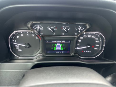 Used 2020 GMC Sierra 1500 SLE image 14