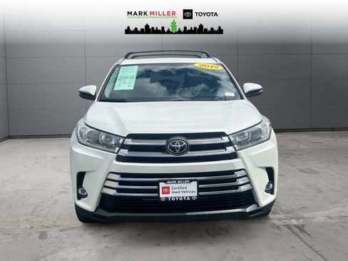 Certified 2019 Toyota Highlander Limited AWD/4WD image 8