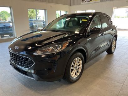 Used 2021 Ford Escape SE w/ Cold Weather Package