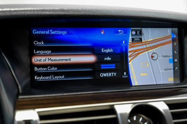 Used 2017 Lexus LS 460 w/ Comfort Package RWD image 37