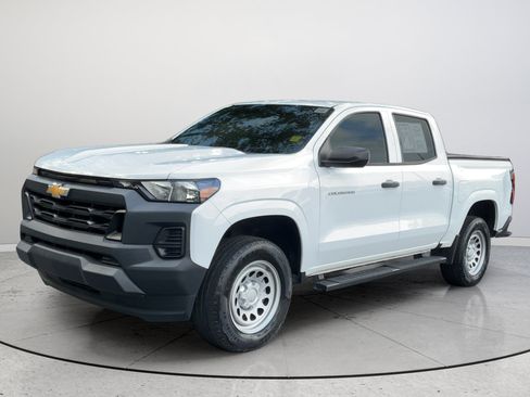 Used 2023 Chevrolet Colorado W/T w/ Advanced Trailering Package RWD image 5