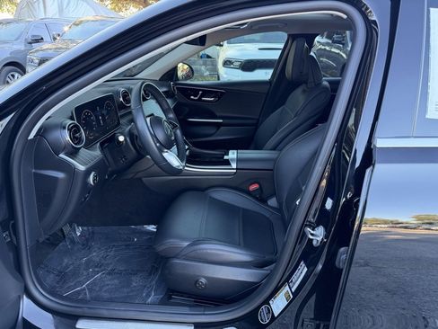 Used 2023 Mercedes-Benz C 300 Sedan image 16