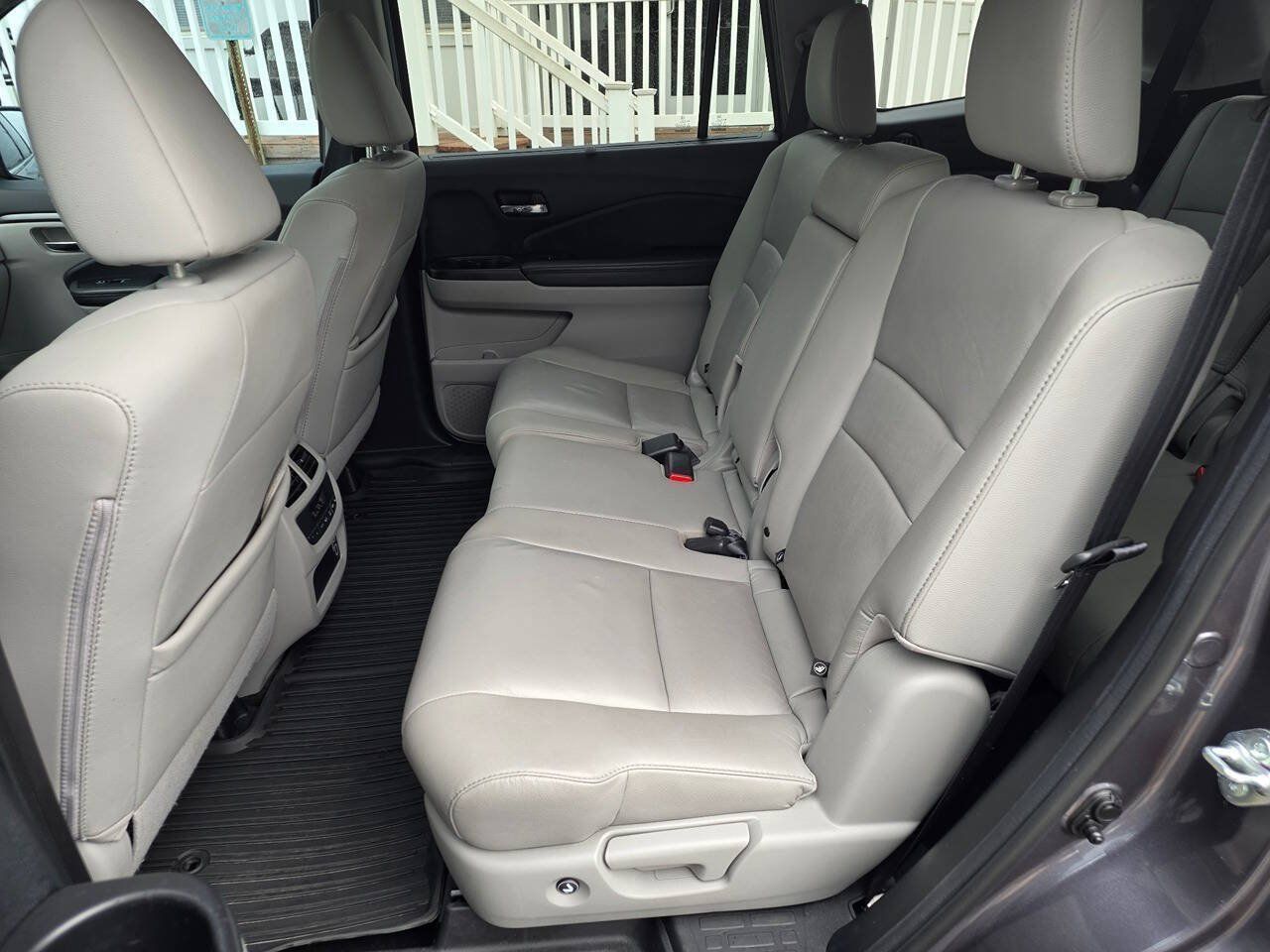 Used 2022 Honda Pilot EX-L image 19