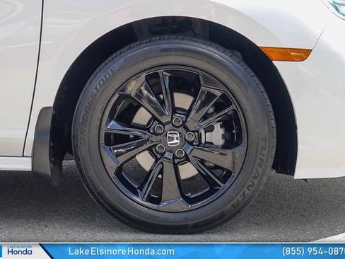 Certified 2024 Honda Odyssey Sport image 7