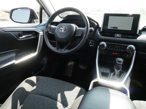 Certified 2025 Toyota RAV4 XLE AWD/4WD image 9