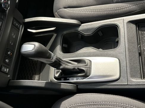 Used 2025 Nissan Frontier SV w/ SV Convenience Package image 21