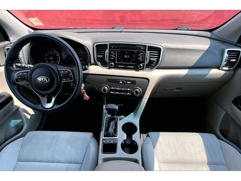 Used 2017 Kia Sportage LX AWD/4WD image 16