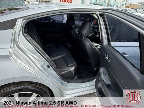 Used 2021 Nissan Altima 2.5 SR w/ SR Premium Package AWD/4WD image 15