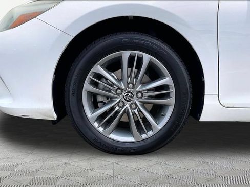 Used 2016 Toyota Camry SE FWD image 21