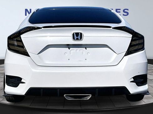 Used 2020 Honda Civic Sport image 5