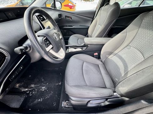 Used 2016 Toyota Prius Two image 14