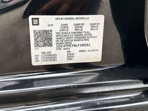 Used 2020 Chevrolet Silverado 2500 LTZ w/ LTZ Premium Package image 33