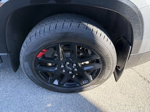 Used 2023 Chevrolet Traverse Premier w/ Redline Edition image 12