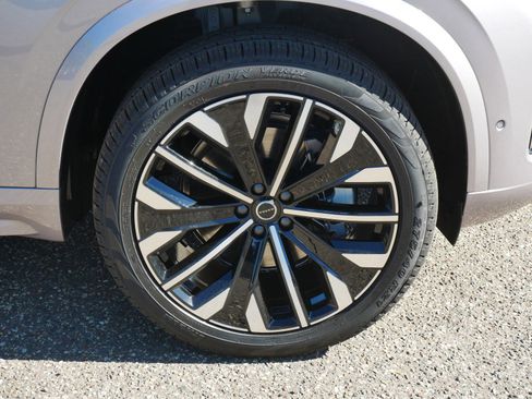 New 2026 Volvo XC90 B5 Plus image 4