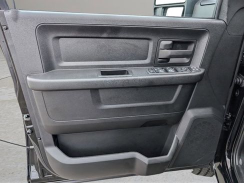 New 2024 RAM 2500 Tradesman w/ Towing Technology Group image 17