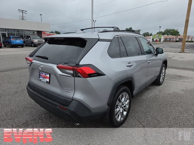 Used 2023 Toyota RAV4 XLE Premium AWD/4WD image 29