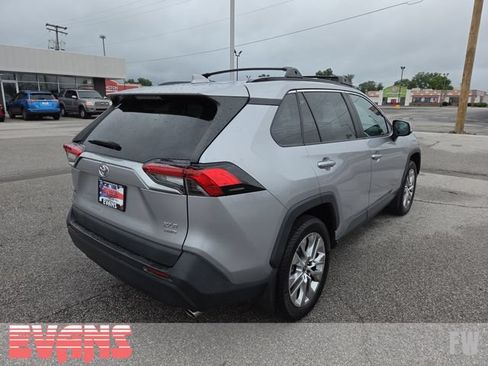 Used 2023 Toyota RAV4 XLE Premium AWD/4WD image 29