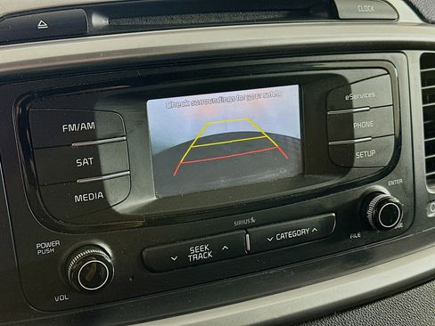 Used 2016 Kia Sorento EX image 21