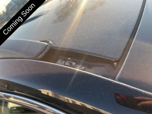 Used 2018 Jeep Compass Limited image 26