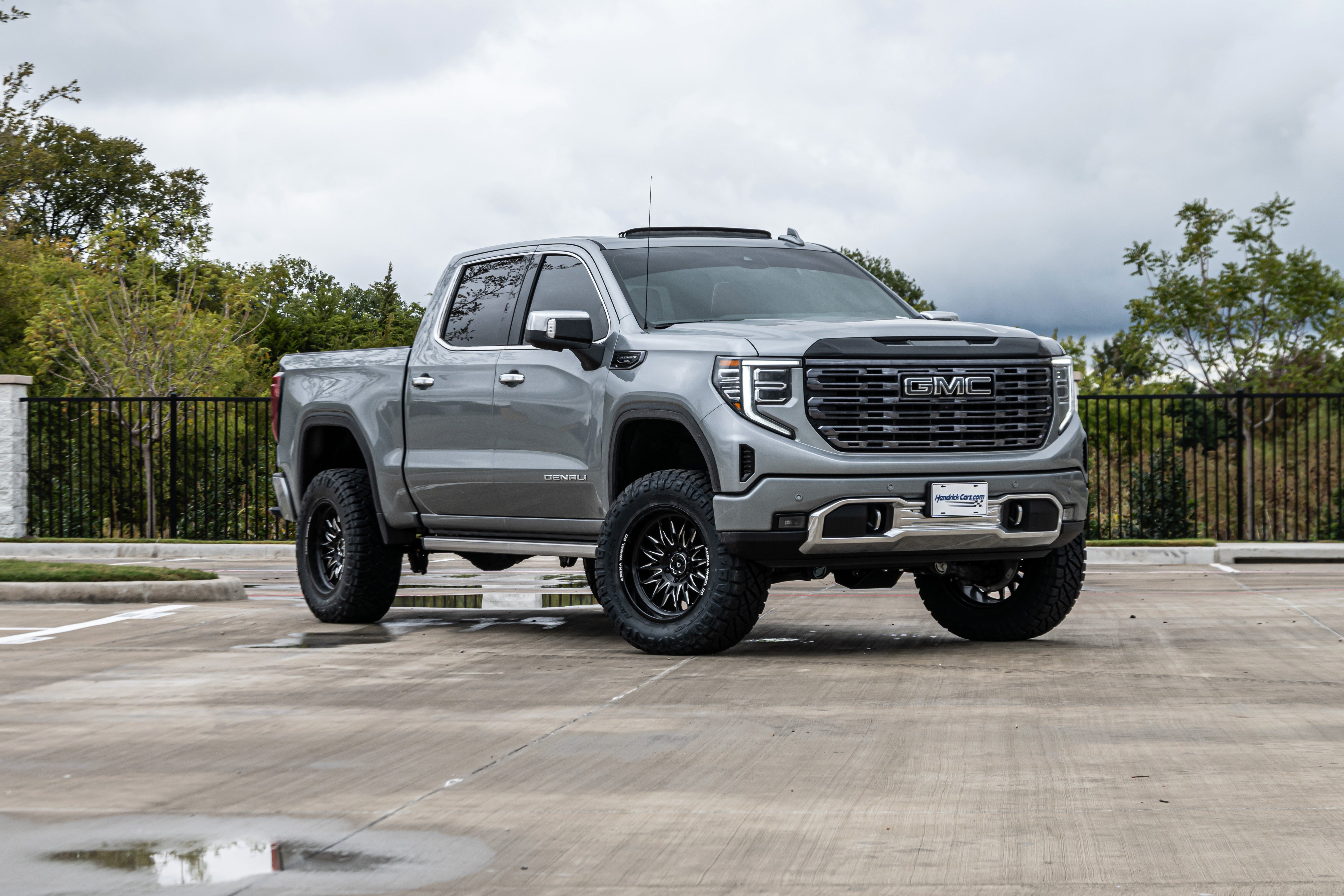 Used 2026 GMC Sierra 1500 Denali Ultimate AWD/4WD image 2