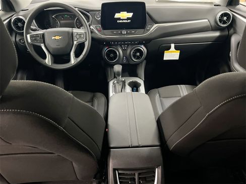 New 2026 Chevrolet Blazer LT w/ Midnight/Sport Edition image 10