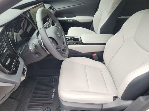 Used 2026 Lexus RX 350h w/ Convenience Package AWD/4WD image 20