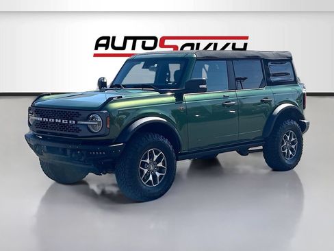 Used 2023 Ford Bronco Badlands AWD/4WD image 3
