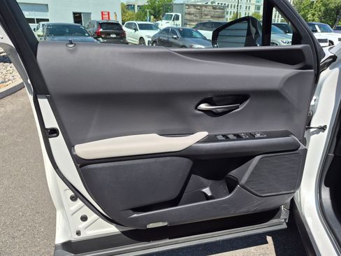 Used 2024 Lexus UX 250h AWD w/ Premium Package image 12