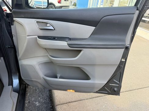 Used 2013 Honda Odyssey Touring image 45